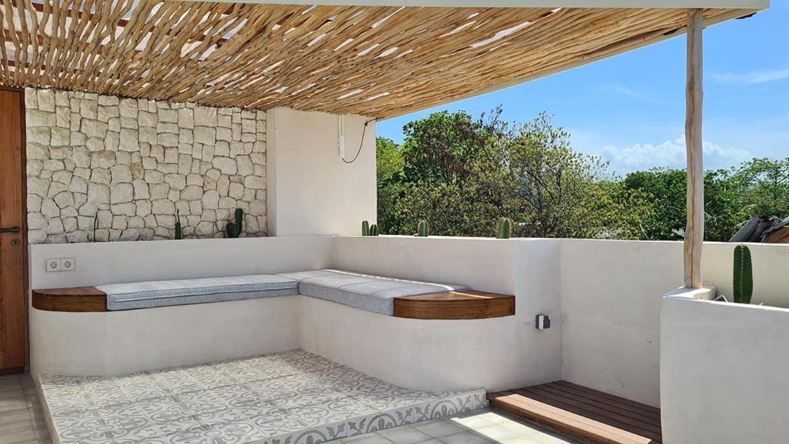 Shore Thing Gili Air Beachfront Apartment Екстериор снимка